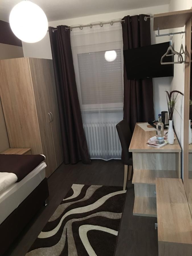 Hotel Am Bruennchen Oberbaar エクステリア 写真